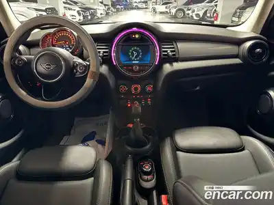 Mini Cooper 2018 1.5 гидро в Москве № 2059722, миниатюра 7