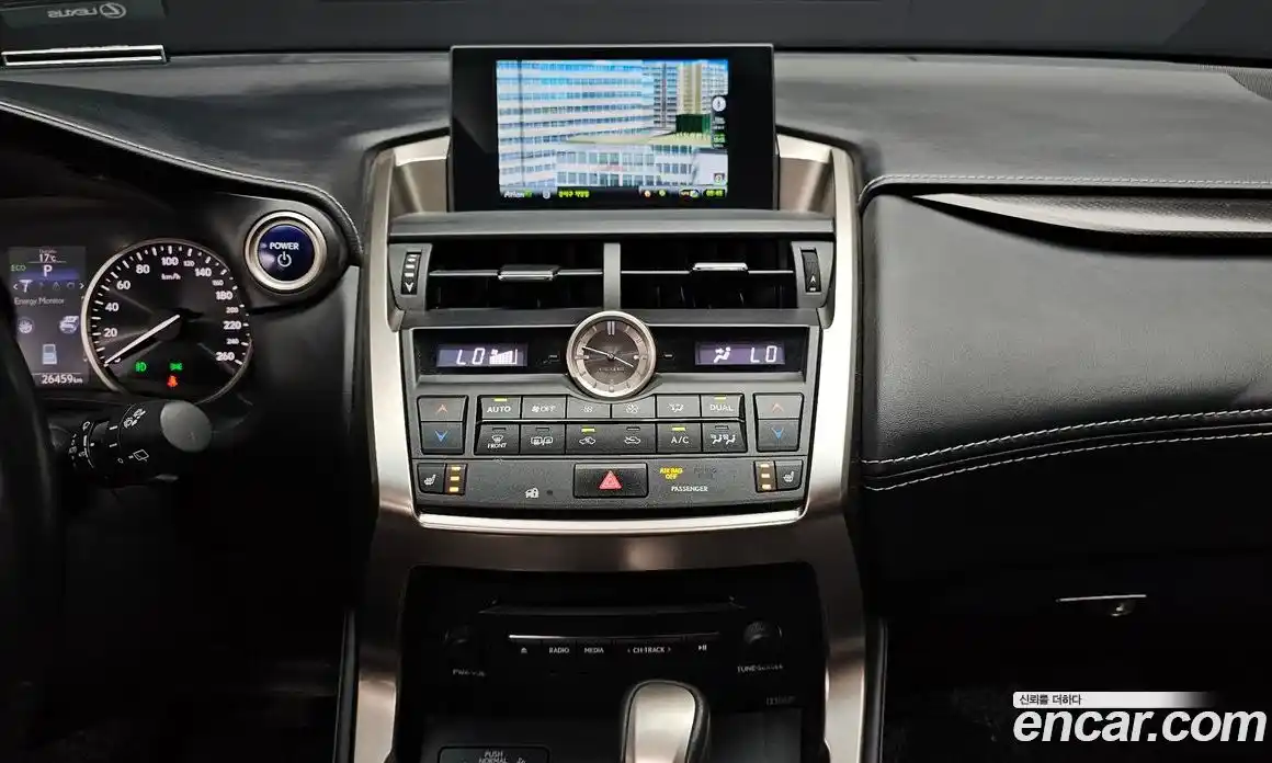 Lexus NX 2016 2.5 гидро в Москве № 2060059, фото 19