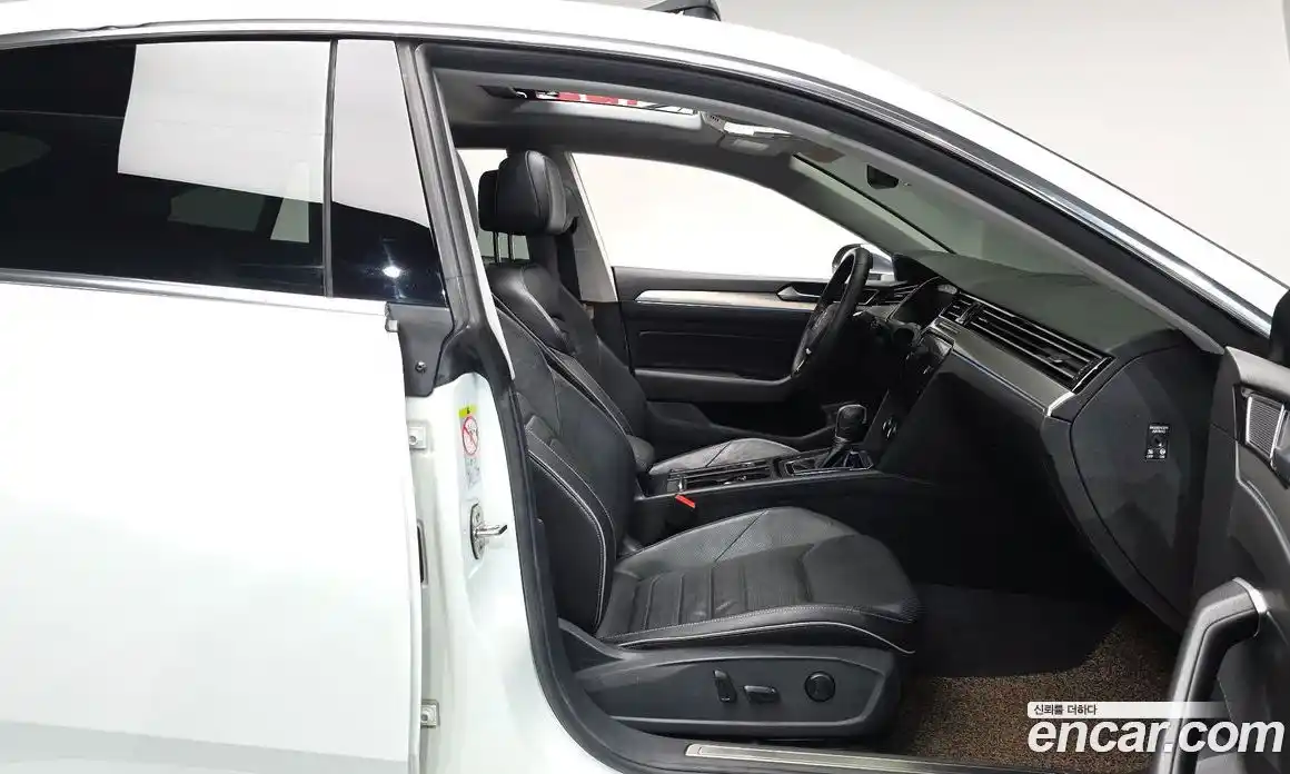 Volkswagen Arteon 2018 2.0 гидро в Москве № 2060420, фото 15