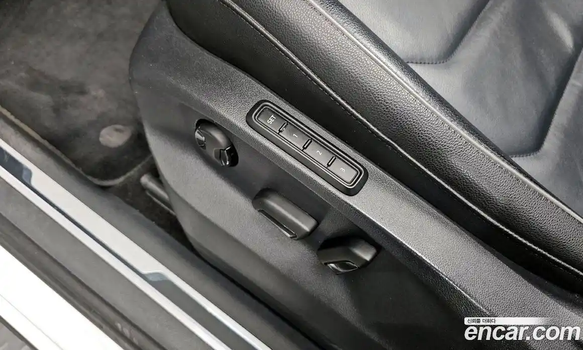 Volkswagen Tiguan 2018 2.0 гидро в Москве № 2060726, фото 27