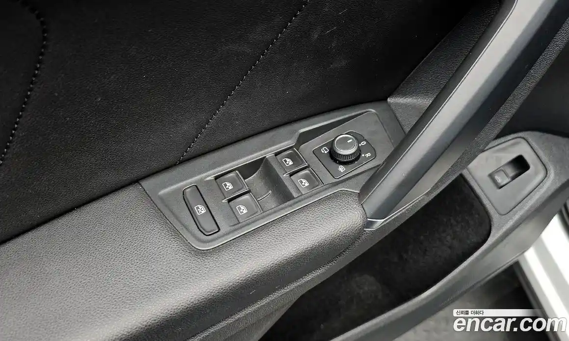 Volkswagen Tiguan 2018 2.0 гидро в Москве № 2060726, фото 30