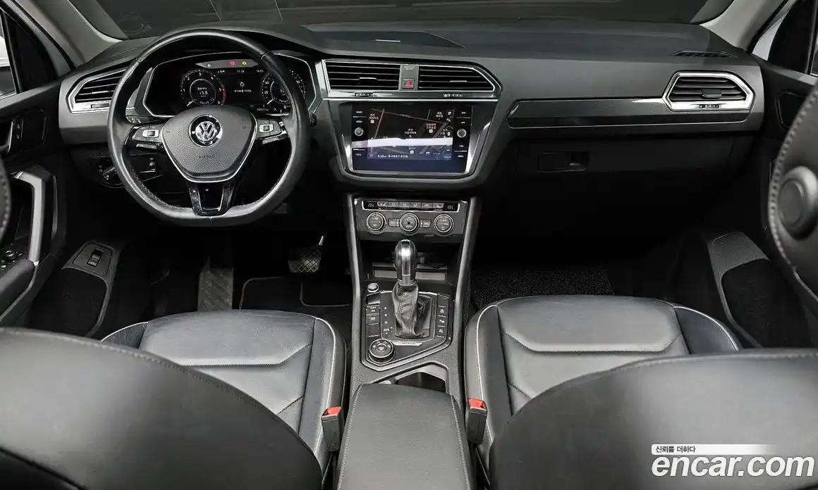 Volkswagen Tiguan 2018 2.0 гидро в Москве № 2060726, фото 10