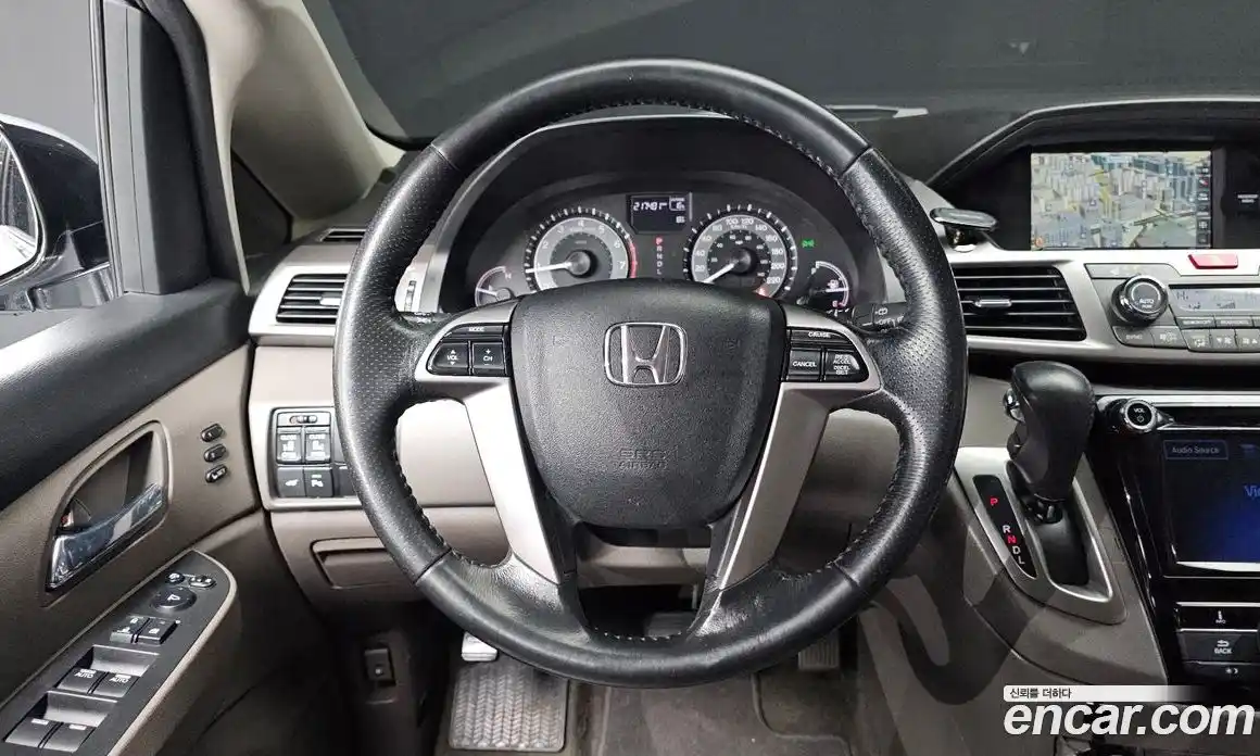 Honda Odyssey 2016 3.5 гидро в Москве № 2062718, фото 13