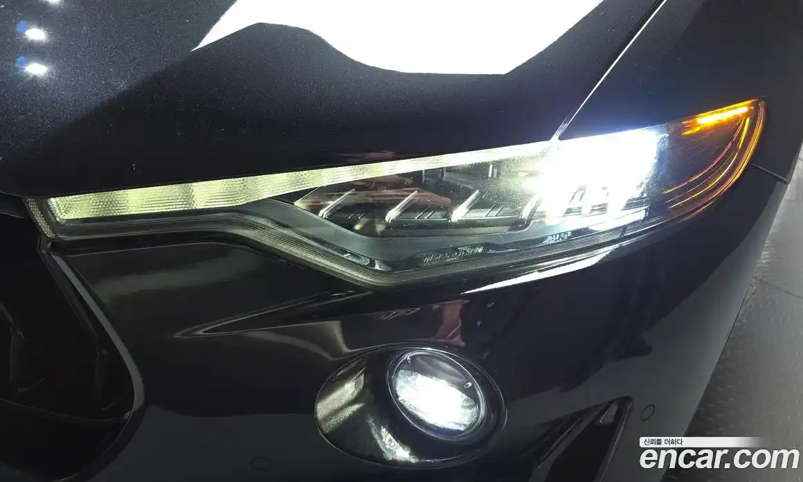 Maserati Levante 2022 3.0 гидро, фото 8