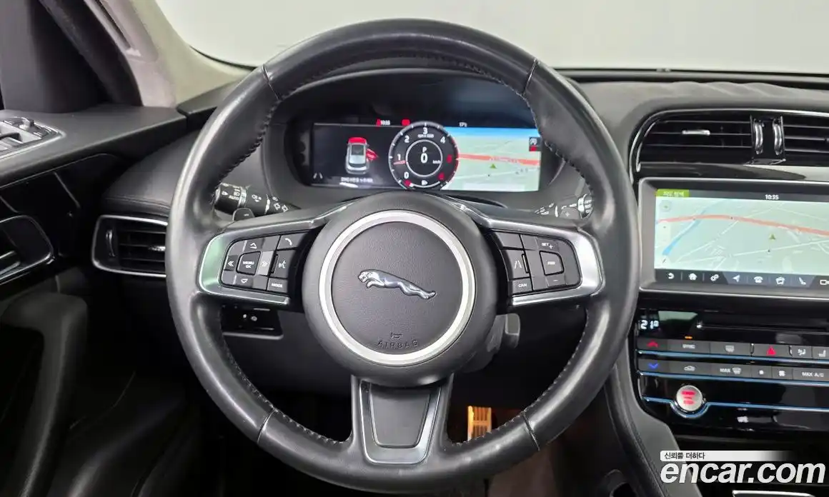 Jaguar F-Pace 2019 2.0 гидро в Москве № 2064656, фото 13