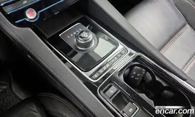 Jaguar F-Pace 2019 2.0 гидро в Москве № 2064656, миниатюра 9