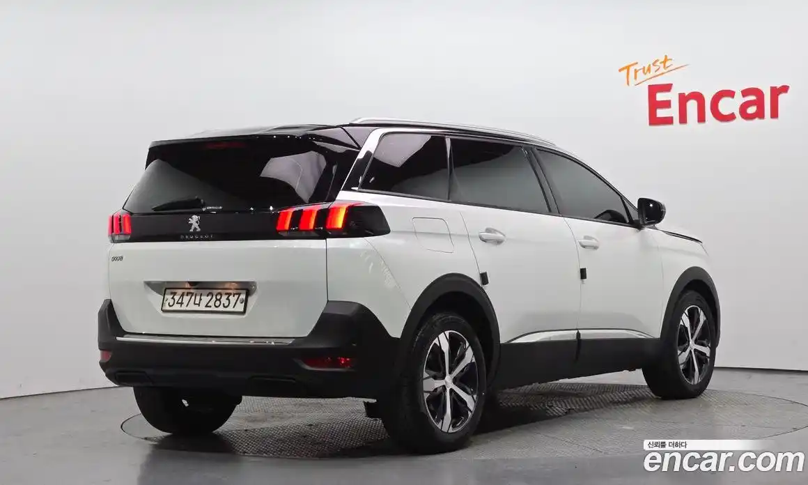 Peugeot 5008 2020 1.5 гидро в Москве, фото 2
