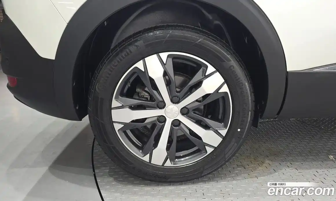 Peugeot 5008 2020 1.5 гидро в Москве, фото 5