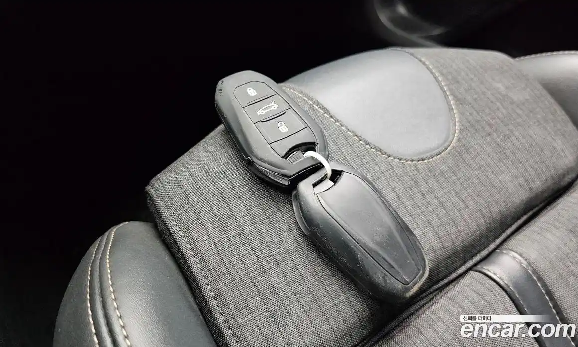 Peugeot 5008 2019 1.5 гидро в Москве, фото 31