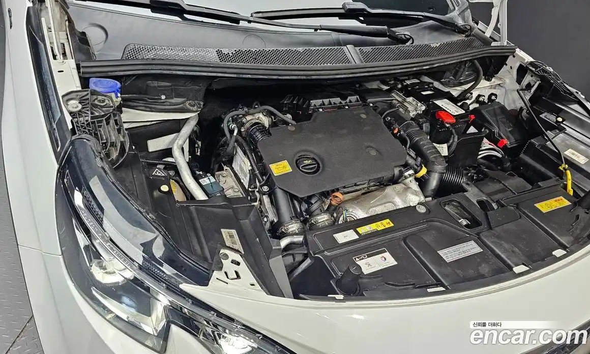 Peugeot 5008 2019 1.5 гидро в Москве, фото 6