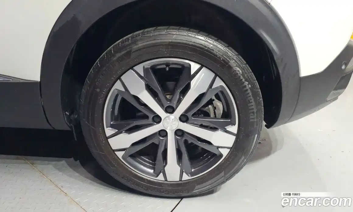Peugeot 3008 2021 1.5 гидро в Москве, фото 7