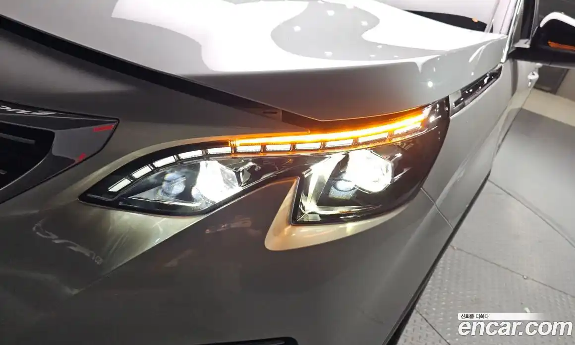 Peugeot 3008 2021 1.5 гидро в Москве, фото 8