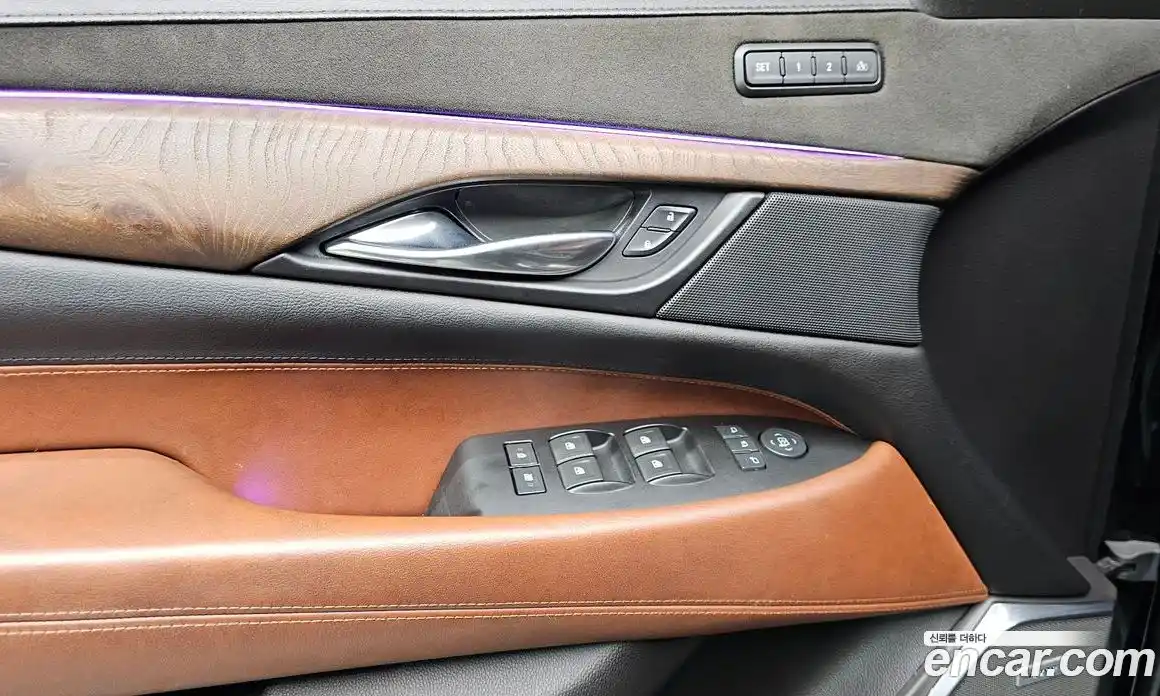 Cadillac Escalade 2018 6.2 гидро в Москве № 2065736, фото 18