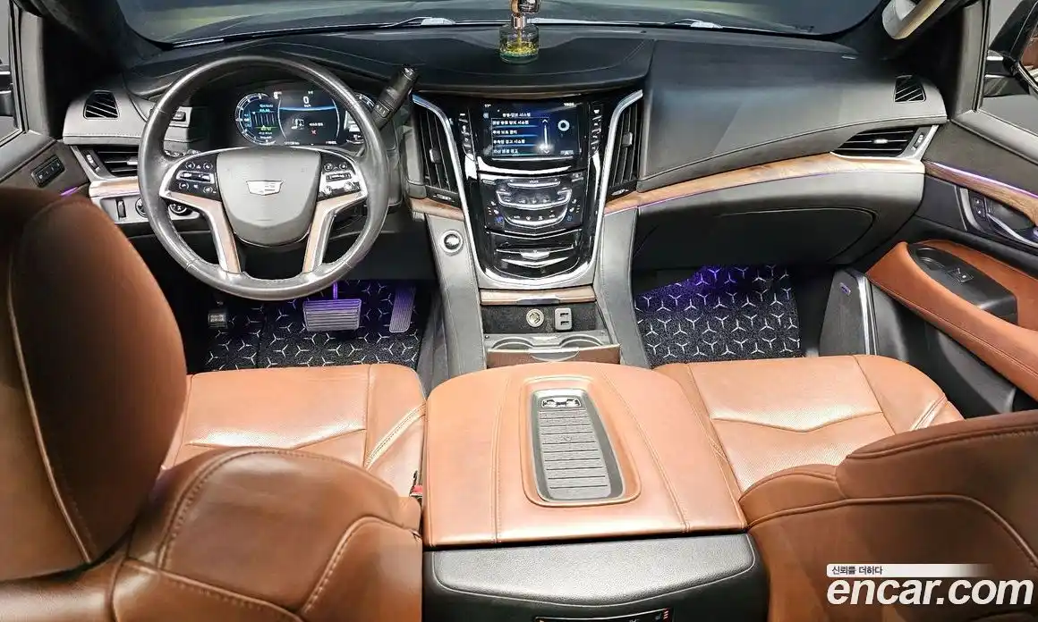 Cadillac Escalade 2018 6.2 гидро в Москве № 2065736, фото 7