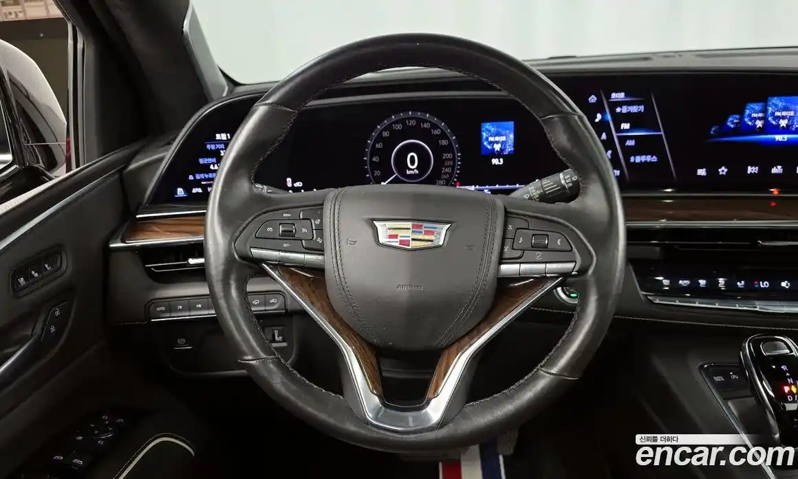 Cadillac Escalade 2022 6.2 гидро в Москве № 2065744, фото 19