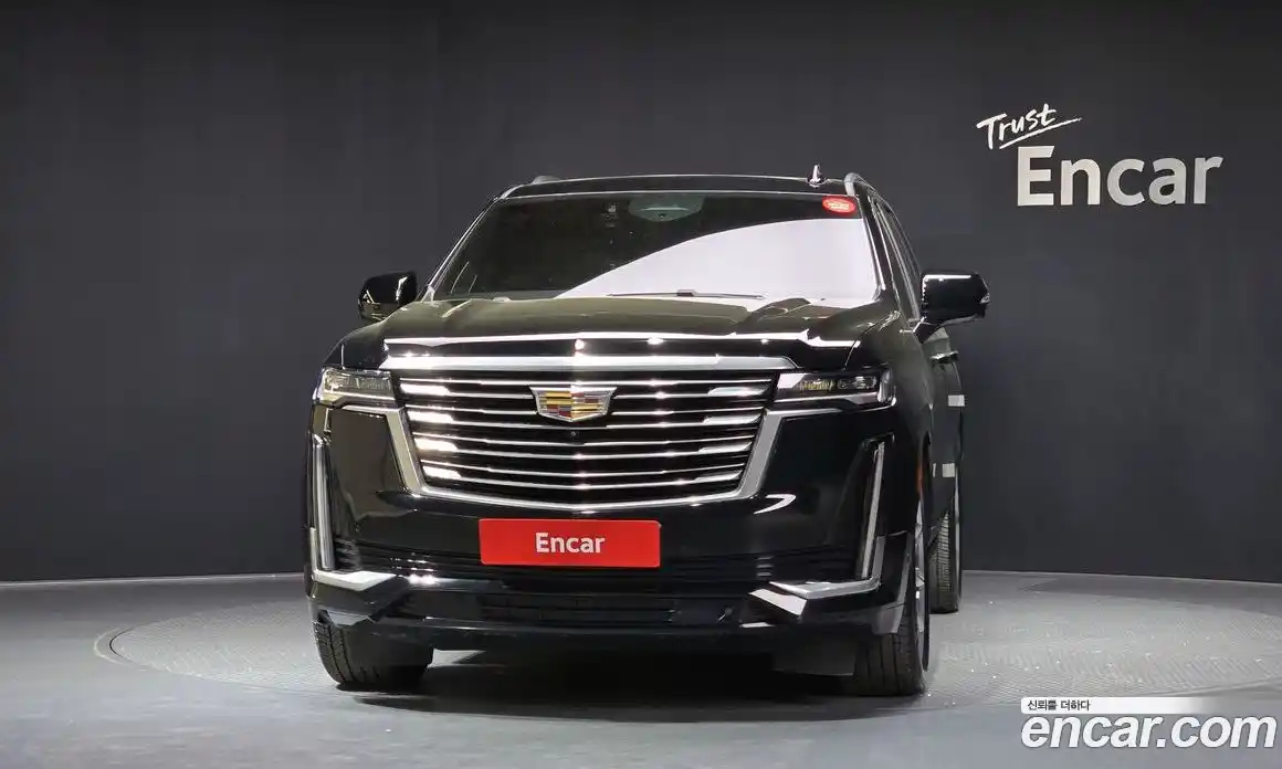 Cadillac Escalade 2022 6.2 гидро в Москве № 2065744, фото 3