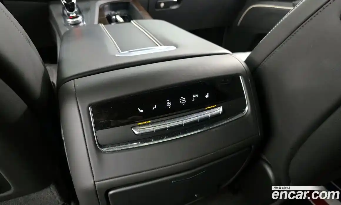 Cadillac Escalade 2022 6.2 гидро в Москве № 2065744, фото 31