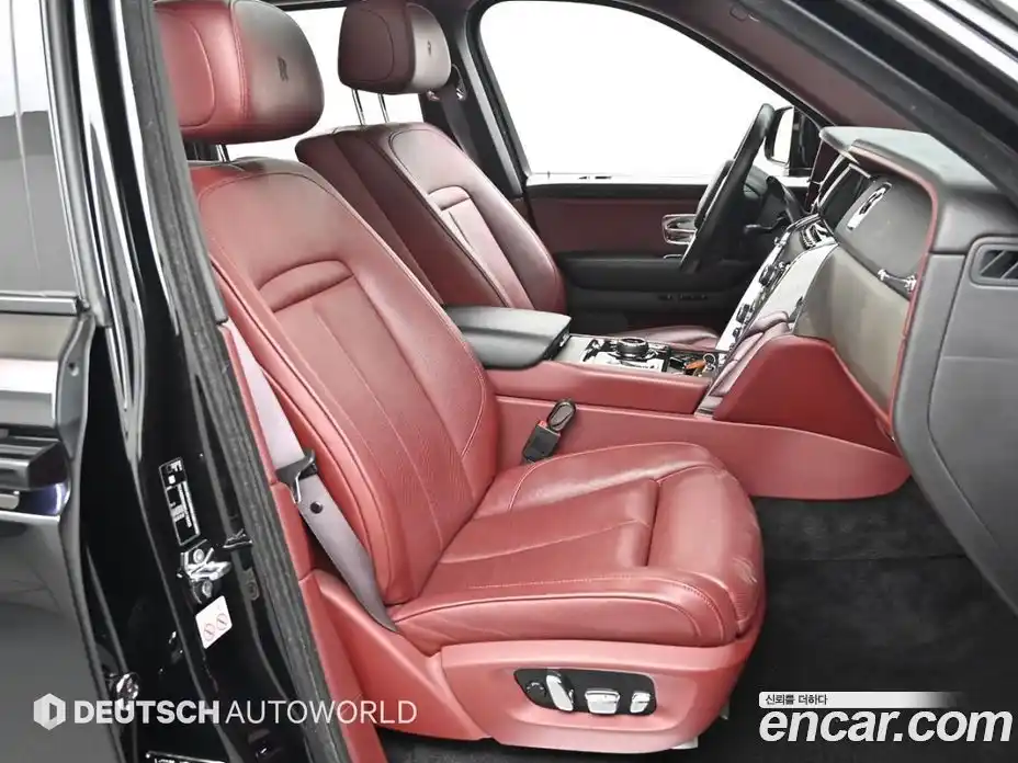Rolls-Royce Cullinan 2019 6.7 гидро в Москве № 2065920, фото 10