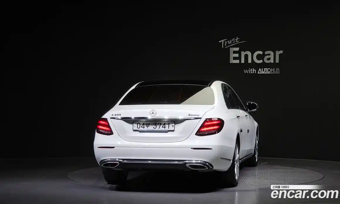 Mercedes-Benz E-Class 2019 2.0 гидро в Москве № 209290, фото 4