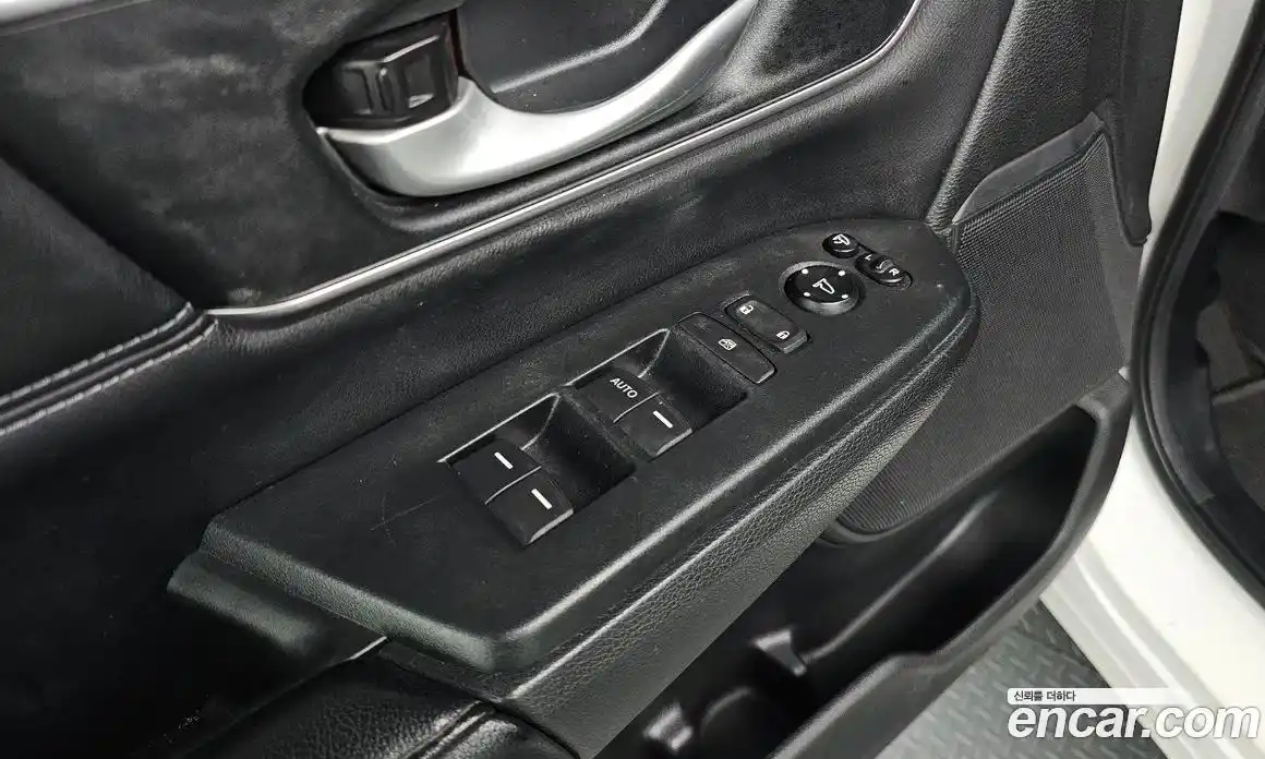 Honda CR-V 2017 1.5 гидро в Москве № 215698, фото 17