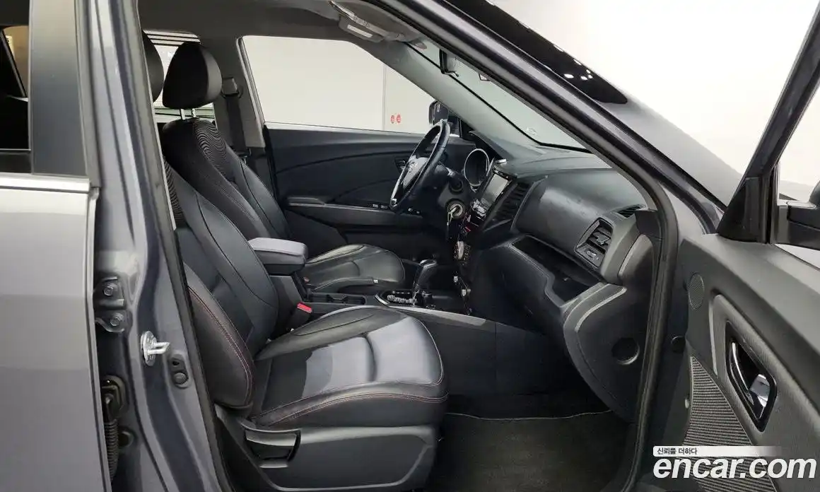 SsangYong TIBOLI 2017 1.6 гидро в Москве № 26135, фото 12