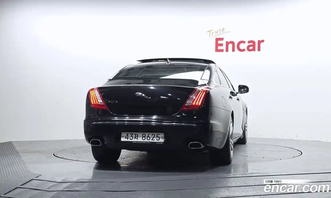Jaguar XJ 2015 3.0 гидро в Москве № 335855, фото 4
