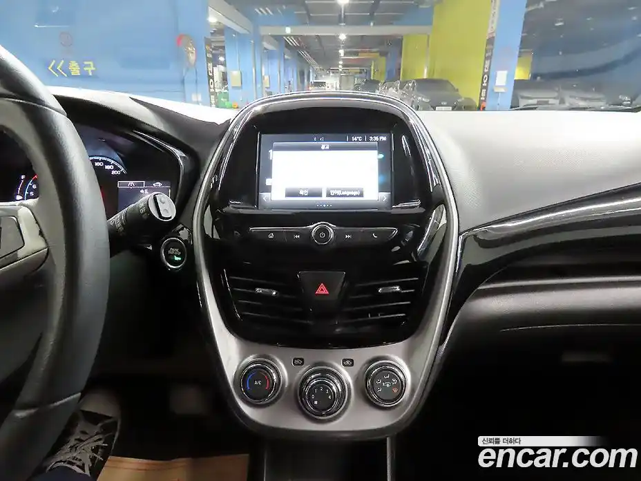Chevrolet Spark 2015 1.0 гидро в Москве, фото 14