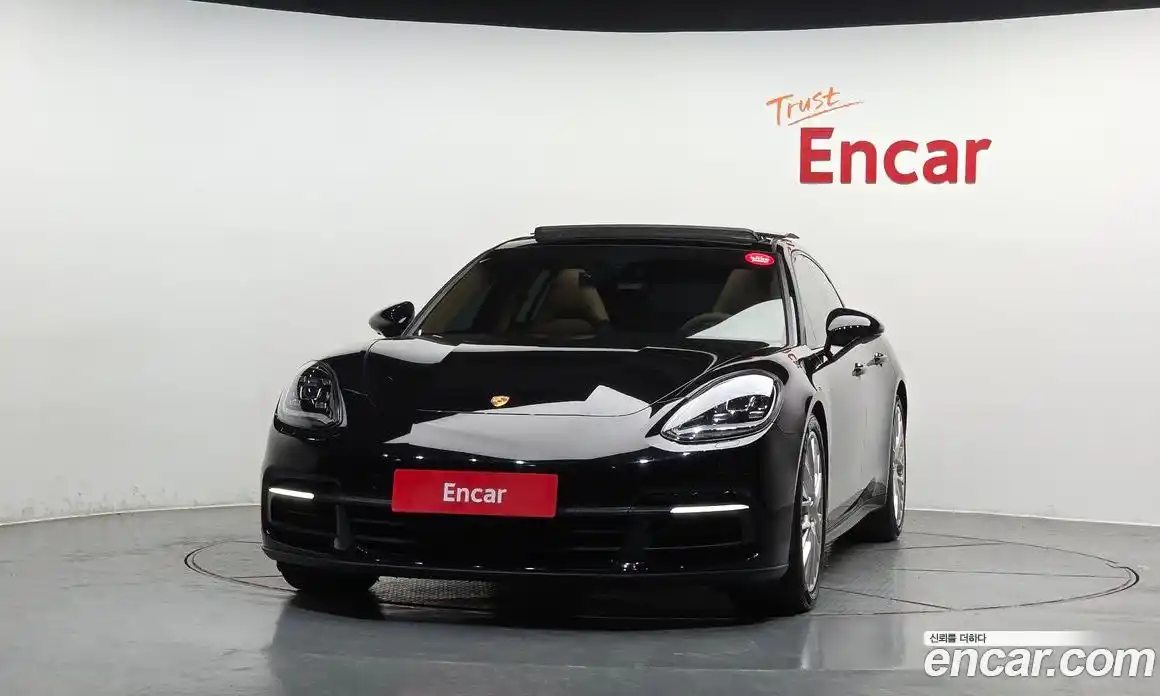 Porsche Panamera 2018 3.0 гидро в Москве № 1010968, фото 3