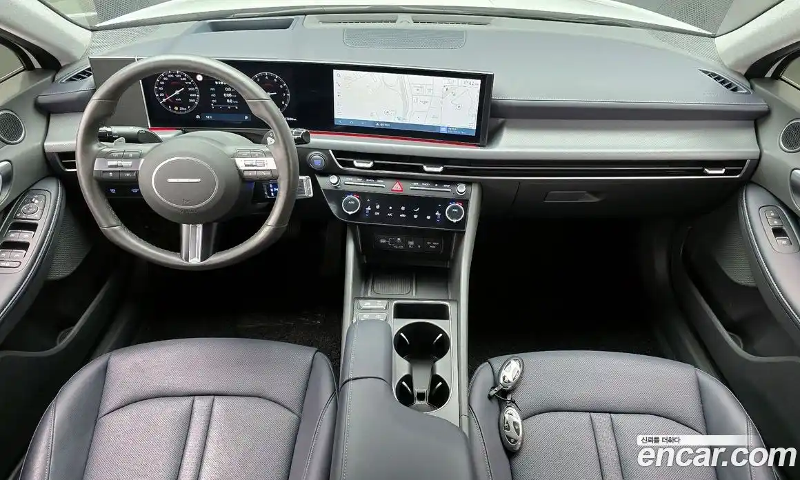 Hyundai Sonata 2023 1.6 гидро в Москве № 107778, фото 7