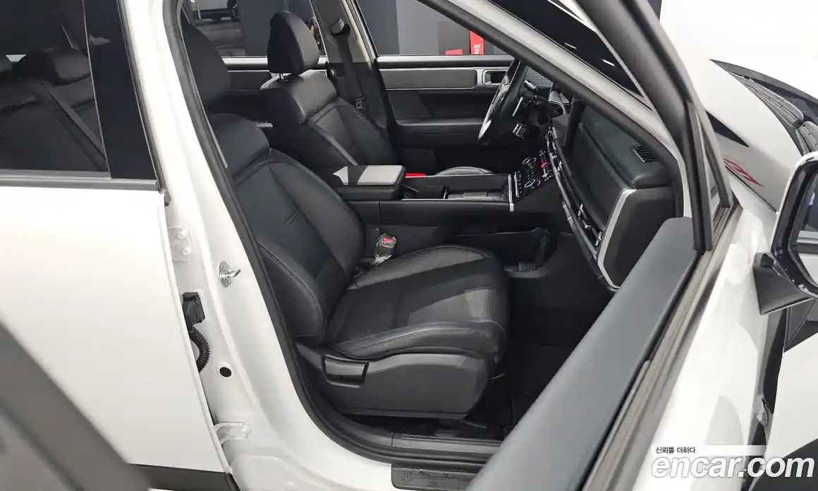 Hyundai Santa Fe 2023 2.5 гидро в Москве № 112417, фото 13