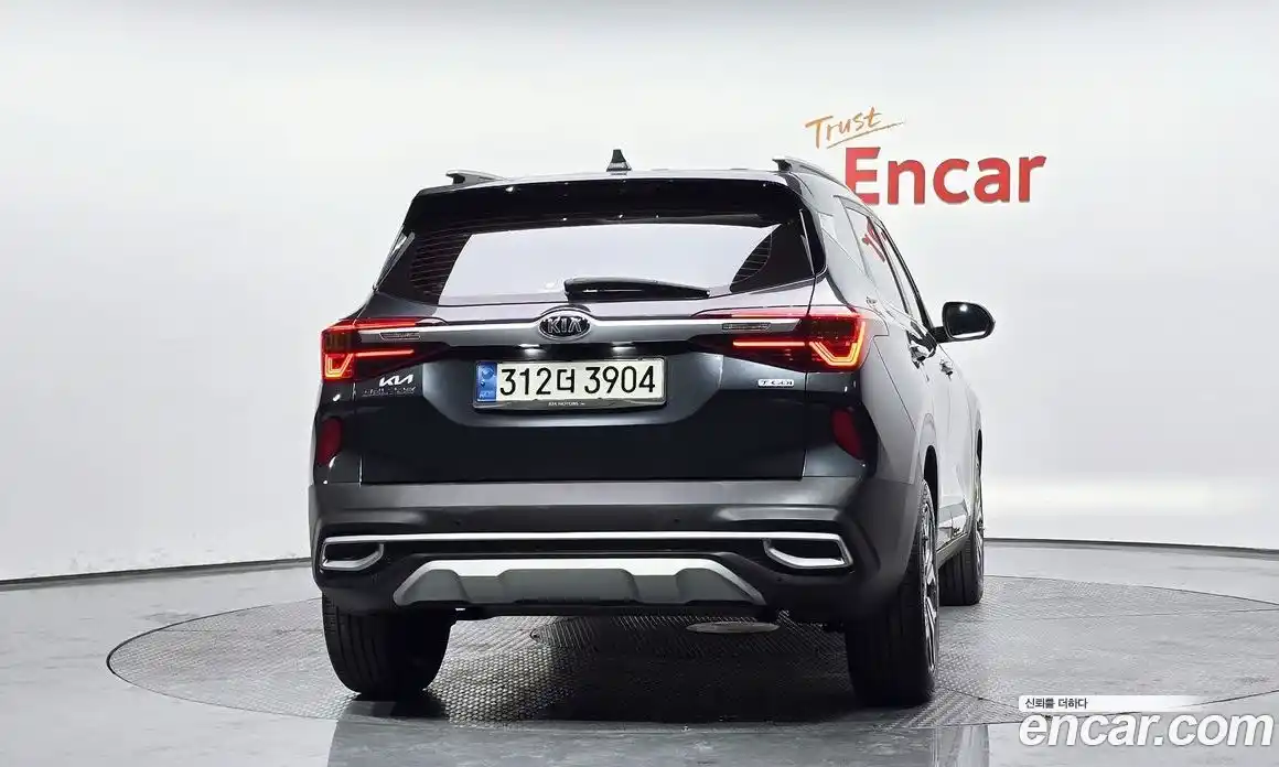 Kia Seltos 2021 1.6 гидро в Москве № 120387, фото 4