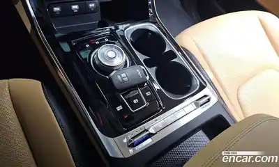 Kia Canival 2023 3.5 гидро в Москве № 132632, миниатюра 8