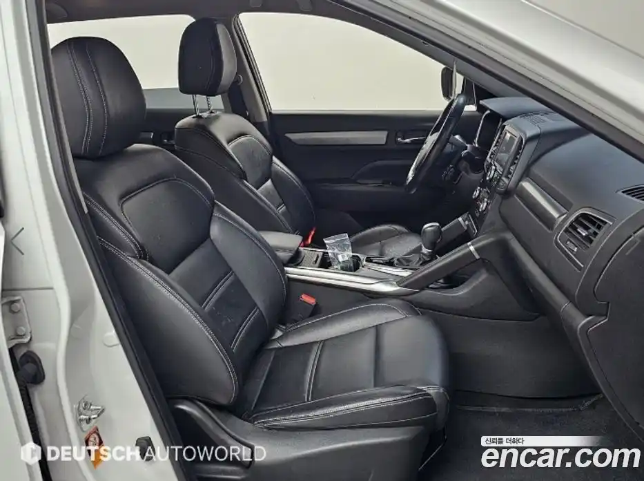Renault QM6 2018 2.0 гидро в Москве № 1615990, фото 10