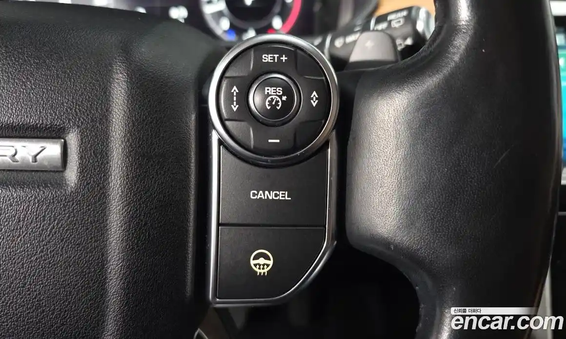 Land Rover Discovery 2018 3.0 гидро в Москве № 166445, фото 15