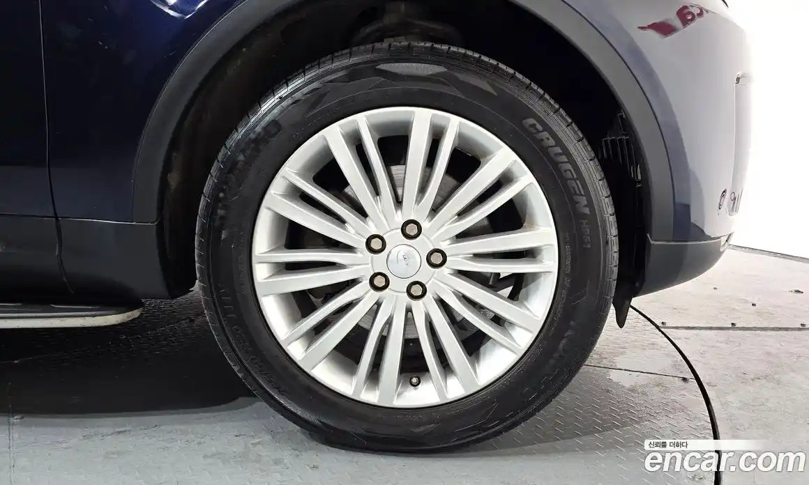 Land Rover Discovery 2018 3.0 гидро в Москве № 166445, фото 4