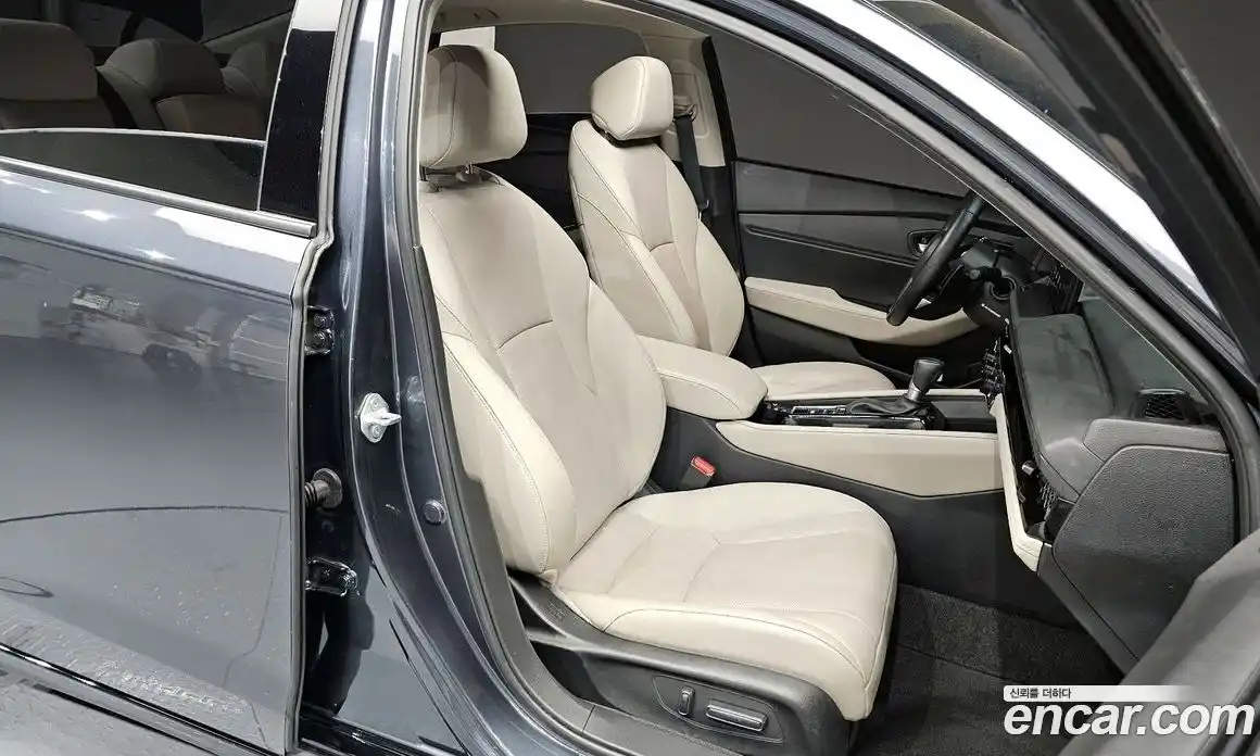 Honda Accord 2023 2.0 гидро в Москве № 170435, фото 12