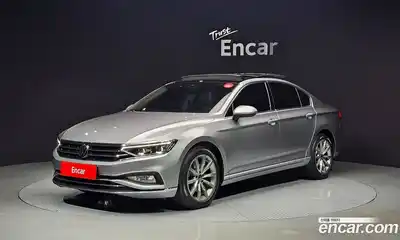Volkswagen Passat, 2022