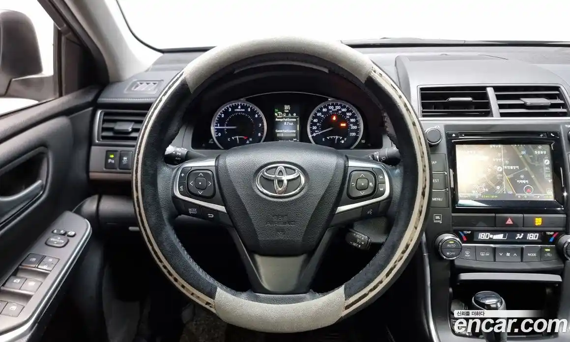 Toyota Camry 2015 2.5 гидро в Москве № 199609, фото 13