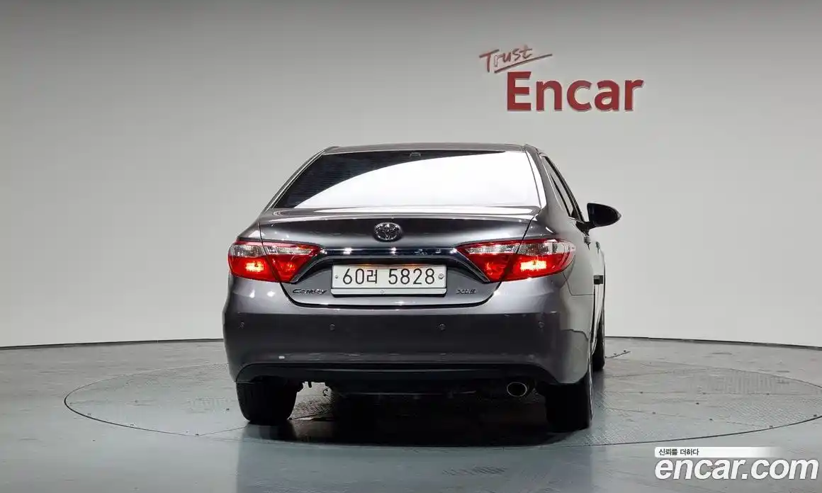 Toyota Camry 2015 2.5 гидро в Москве № 199609, фото 4