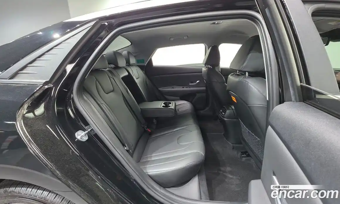 Hyundai Avante 2023 1.6 гидро в Москве № 2049769, фото 19