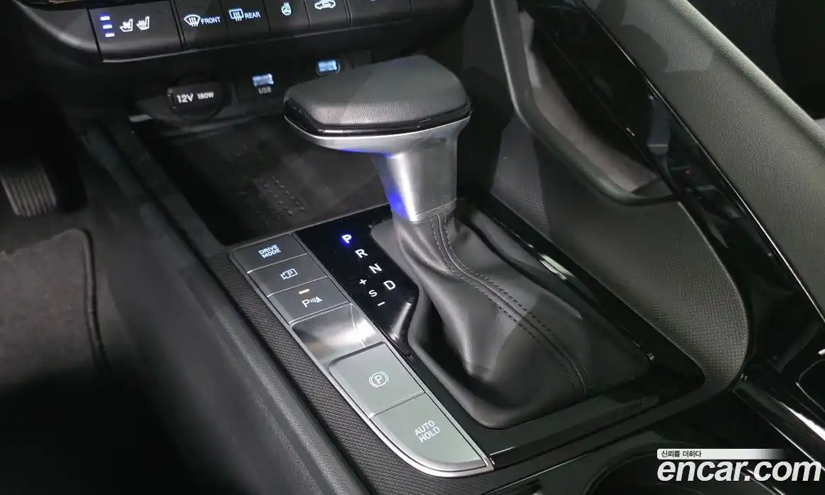 Hyundai Avante 2023 1.6 гидро в Москве № 2049769, фото 9