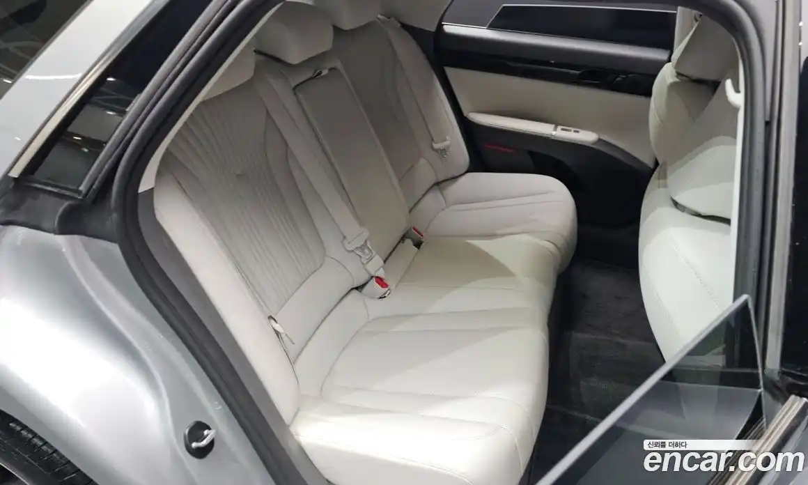 Hyundai Grandeur 2023 2.5 гидро в Москве № 2049943, фото 18