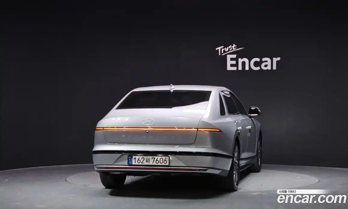 Hyundai Grandeur 2023 2.5 гидро в Москве № 2049943, фото 4