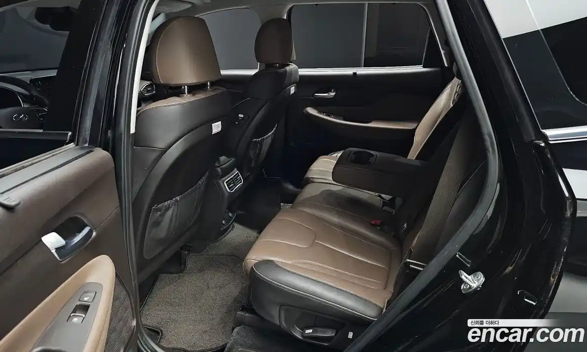 Hyundai Santa Fe 2021 2.2 гидро в Москве № 2050078, фото 16