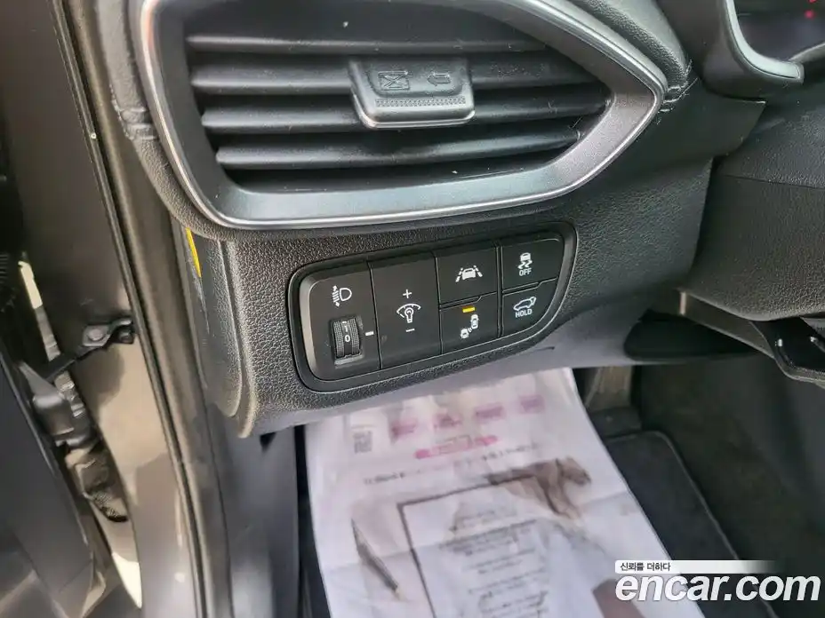 Hyundai Santa Fe 2020 2.0 гидро в Москве № 2050219, фото 17