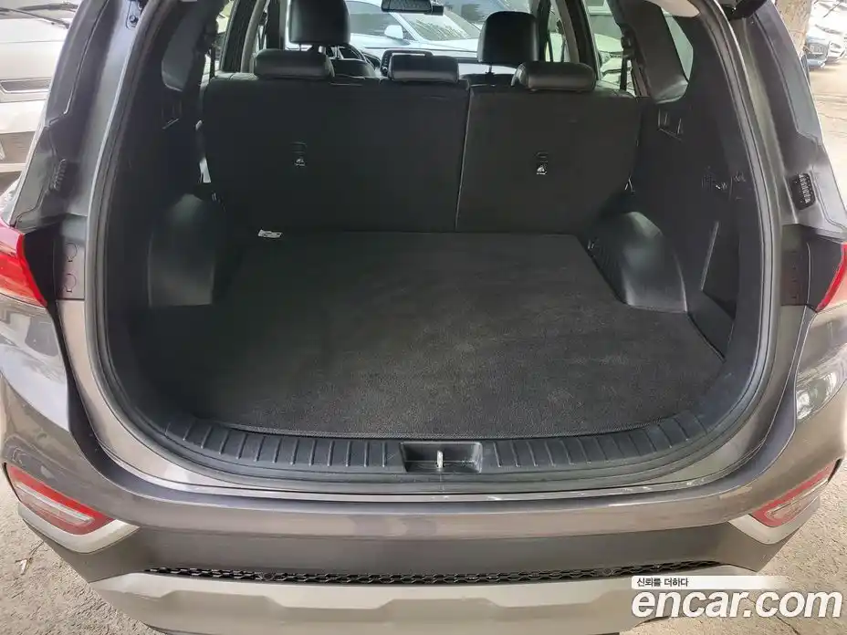 Hyundai Santa Fe 2020 2.0 гидро в Москве № 2050219, фото 5