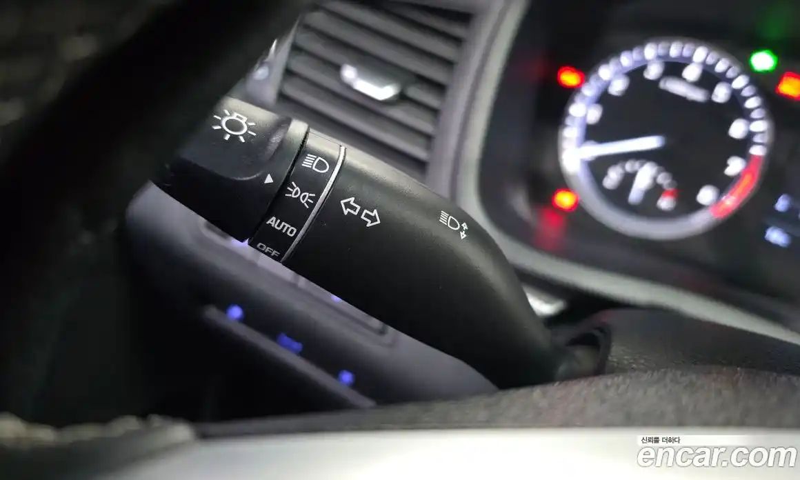 Hyundai Sonata 2018 2.0 гидро в Москве № 2050261, фото 30