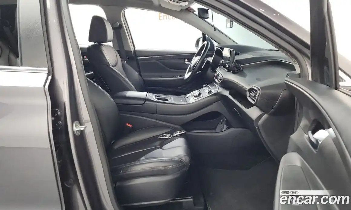 Hyundai Santa Fe 2021 2.5 гидро в Москве № 2050293, фото 16