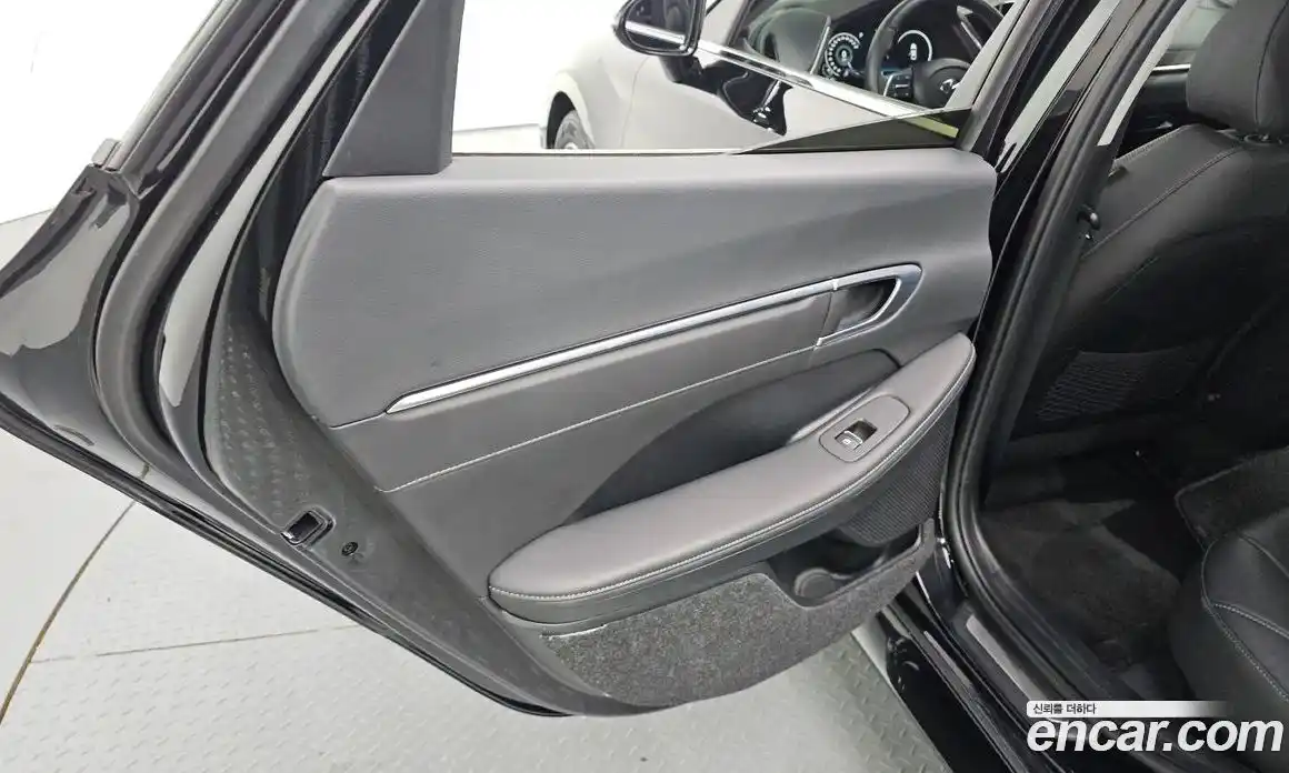 Hyundai Sonata 2022 2.0 гидро в Москве № 2050451, фото 15
