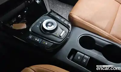 Kia Seltos 2025 1.6 гидро в Москве № 2050592, миниатюра 9